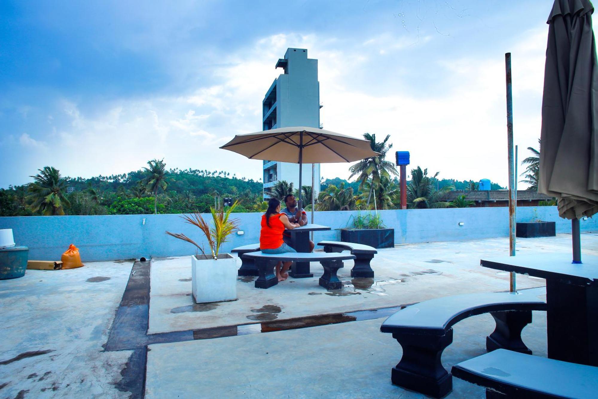Isindu Sky Lodge มิริสซา ภายนอก รูปภาพ