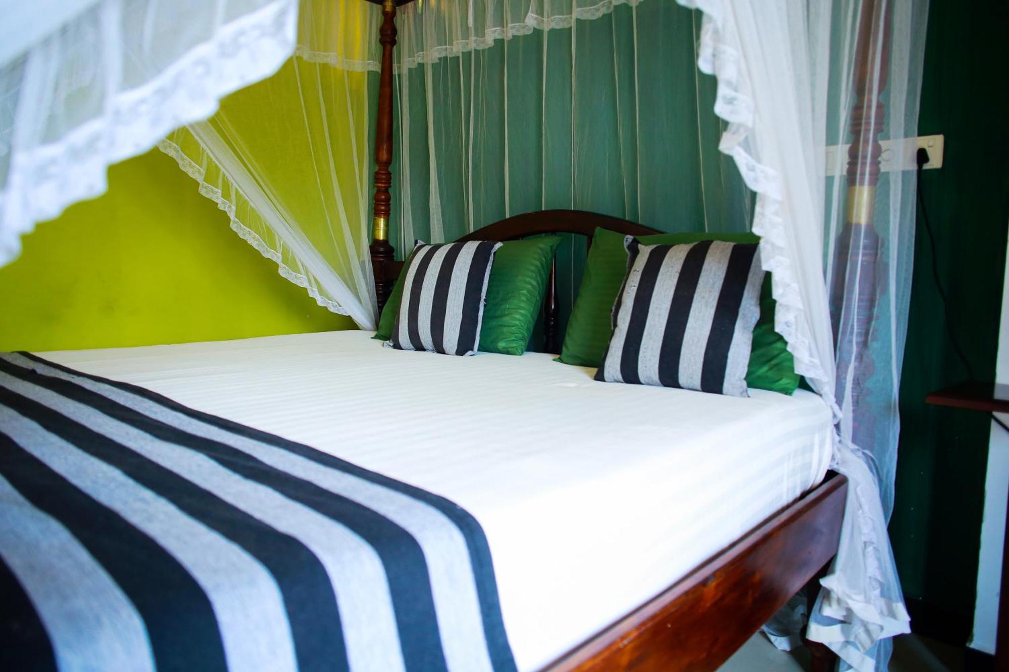 Isindu Sky Lodge มิริสซา ภายนอก รูปภาพ