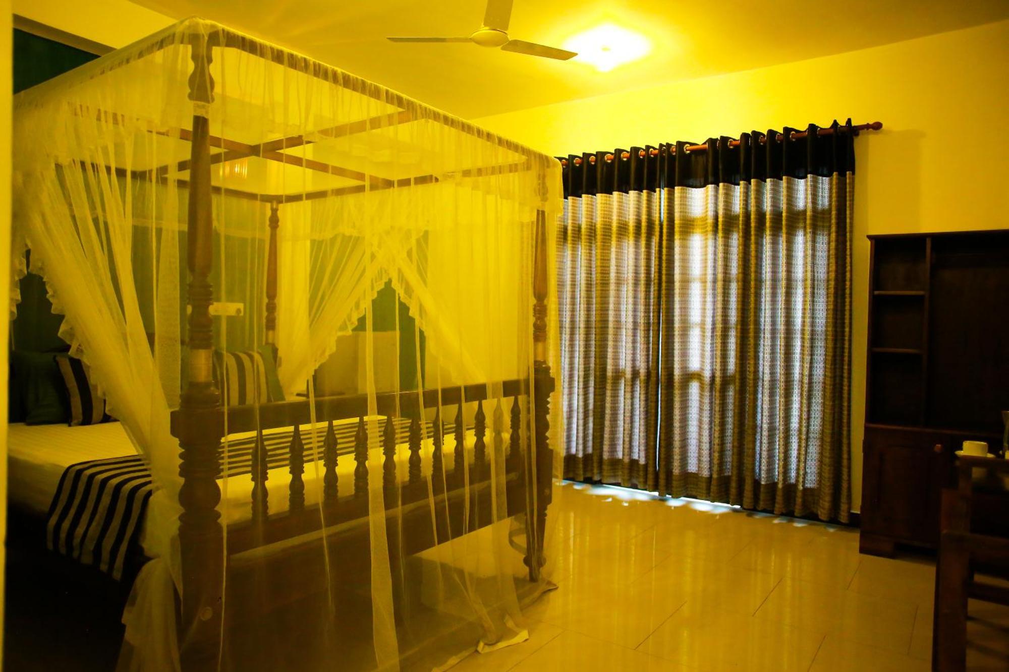 Isindu Sky Lodge มิริสซา ภายนอก รูปภาพ